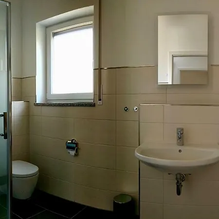 Haus Maerzenbach شقة كاوفبويرن